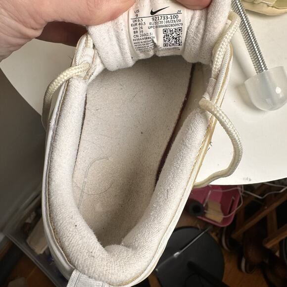 Nike Women's Air Max 97 Triple White Shoes Sneakers Size 9 DH8016-100 Athleisure - Picture 7 of 15